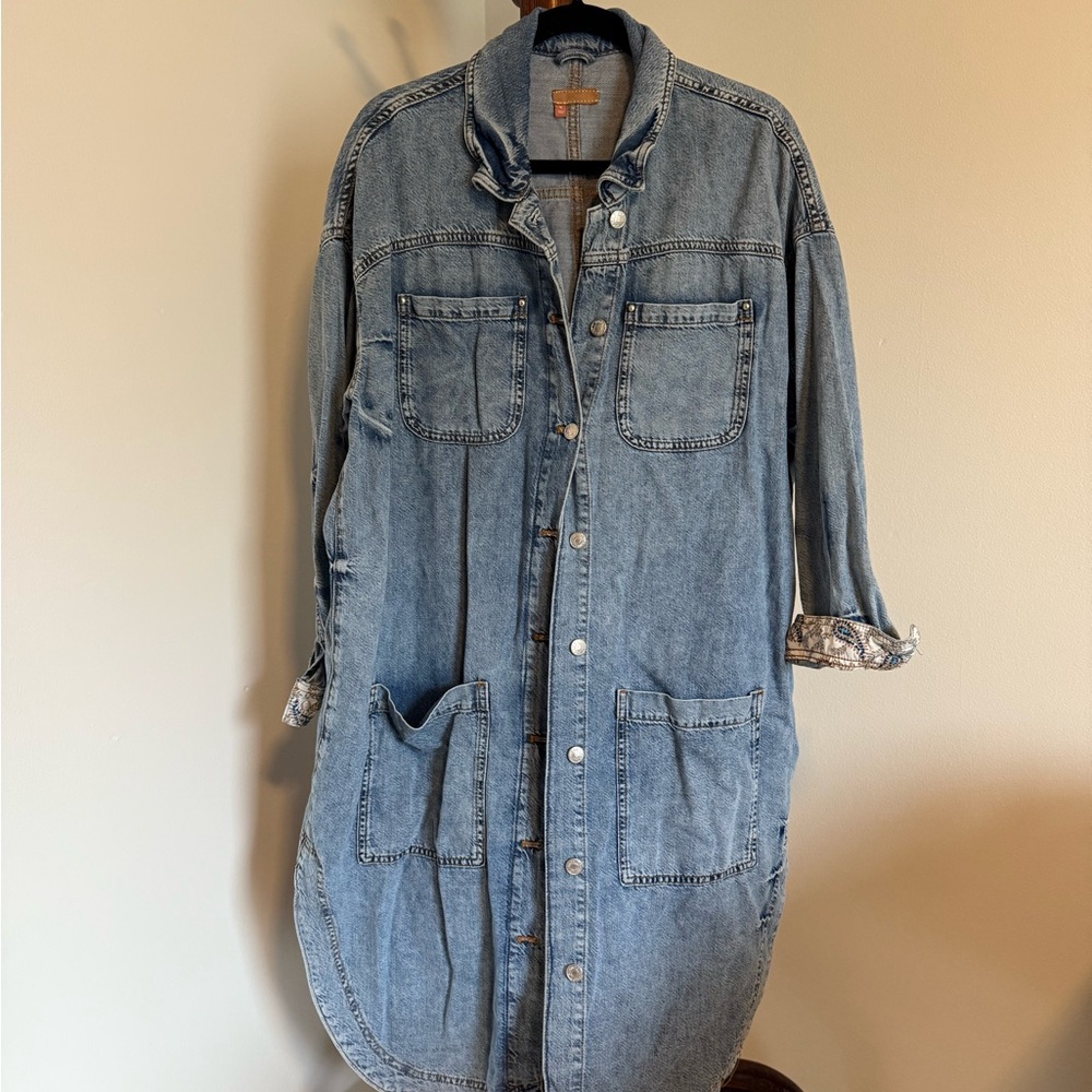 Anthropologie Pilcro long light denim jacket size M (oversized) - Picture 2 of 6